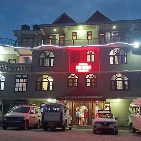 Hotel Debbhumi Regency Sāngla Zewnętrze zdjęcie