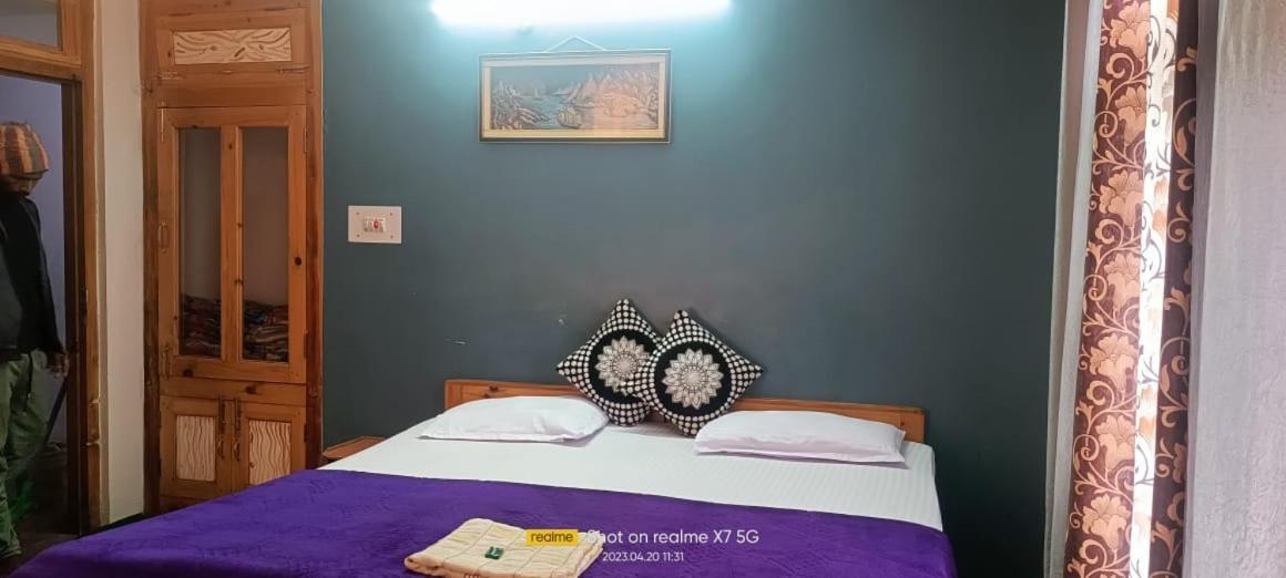 Hotel Debbhumi Regency Sāngla Zewnętrze zdjęcie