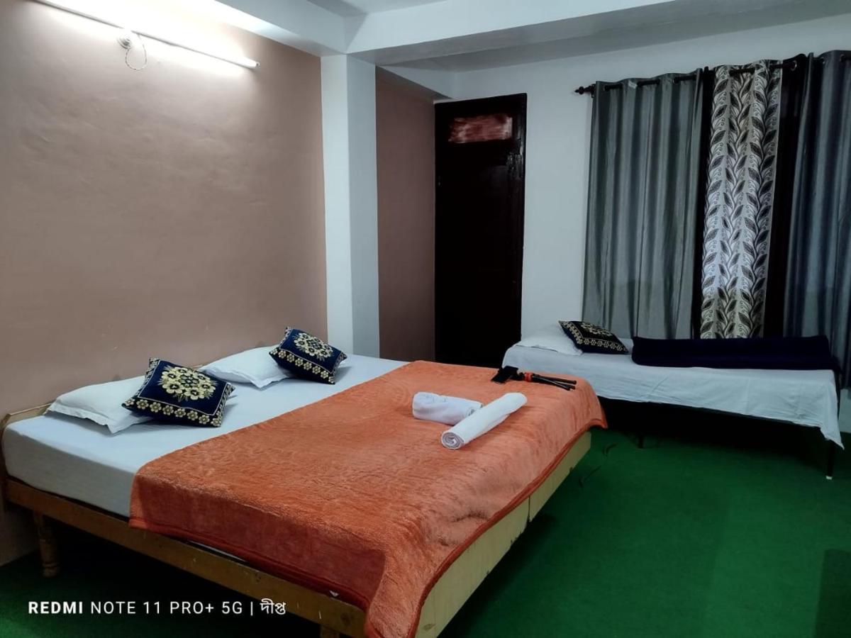 Hotel Debbhumi Regency Sāngla Zewnętrze zdjęcie