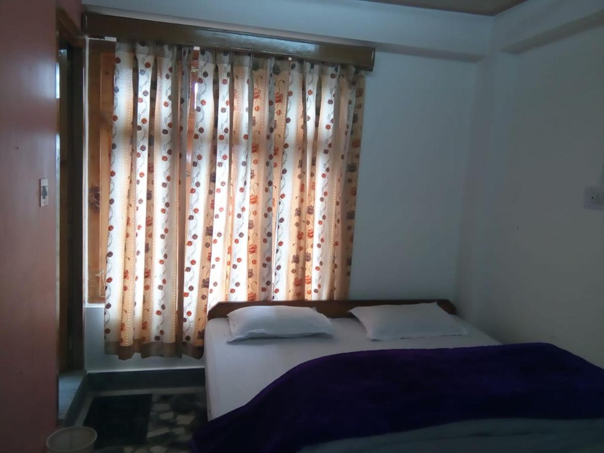 Hotel Debbhumi Regency Sāngla Zewnętrze zdjęcie