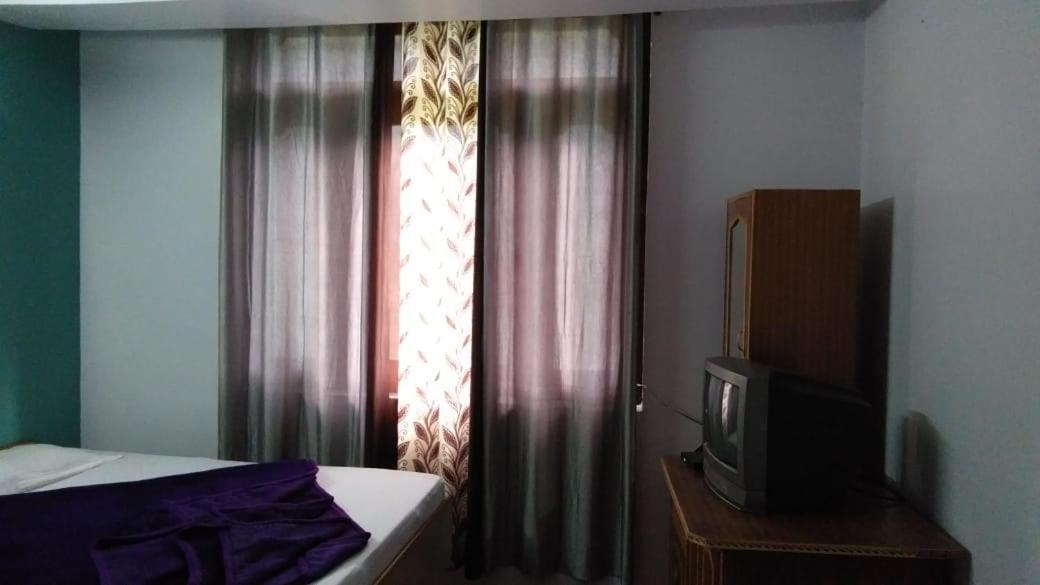Hotel Debbhumi Regency Sāngla Zewnętrze zdjęcie